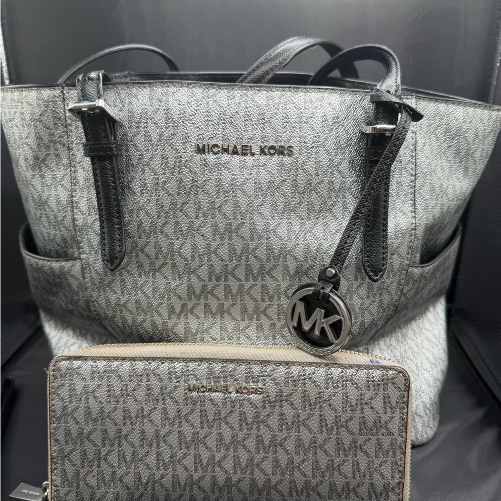 Michael Kors Black and Gray Tote Bag with Wallet